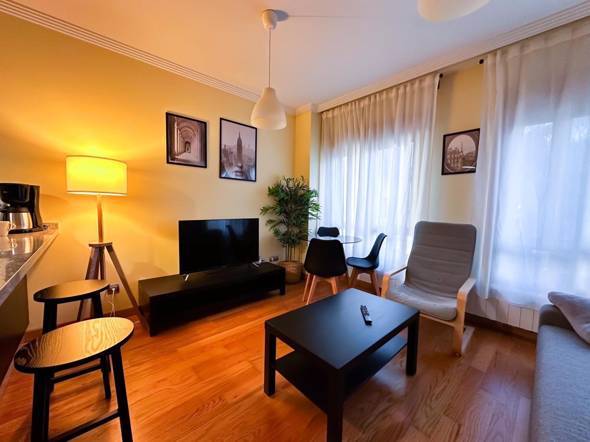Apartamento Con Garaje, Centrico Y Luminoso Pontevedra Exterior photo